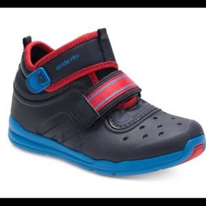 New Stride Rite M2P Phibian Mid Sneakers